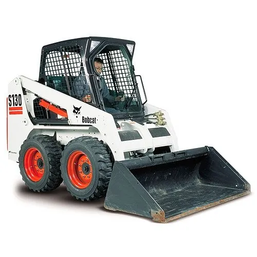 Mini carregadeira Bobcat S450 para locação em Curitiba