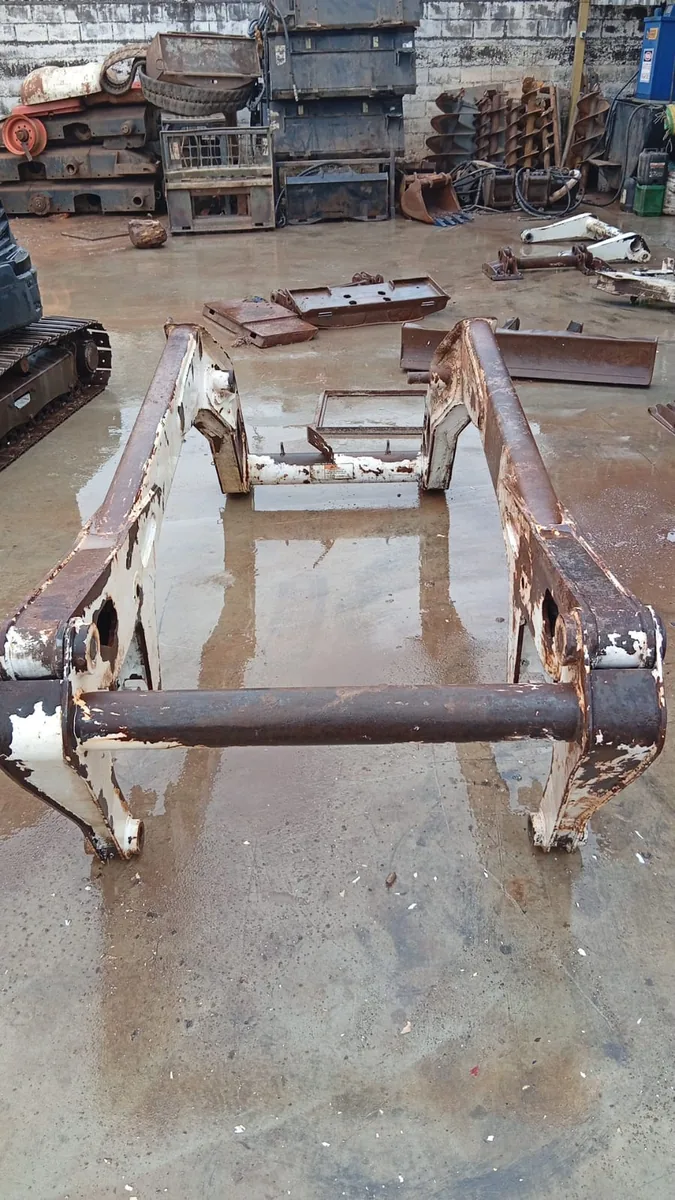 Conjunto de braços de elevação de mini carregadeira Bobcat S300 à venda em Curitiba