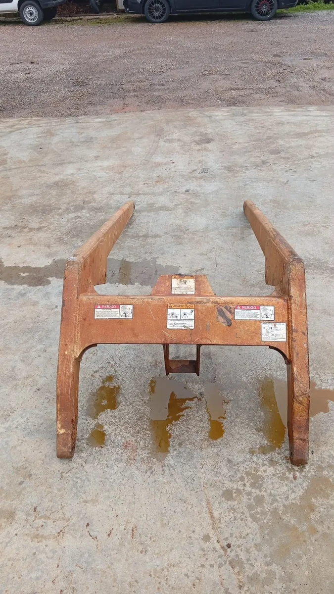 Conjunto de braços de elevação de mini carregadeira Bobcat S70 à venda em Curitiba