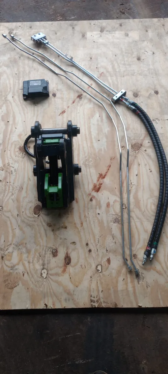 Engate rápido hidráulico quick coupler para mini escavadeira Bobcat à venda em Curitiba