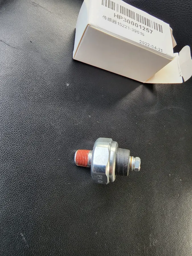 Sensor de pressão de óleo Bobcat 6969775 6652576 à venda em Curitiba